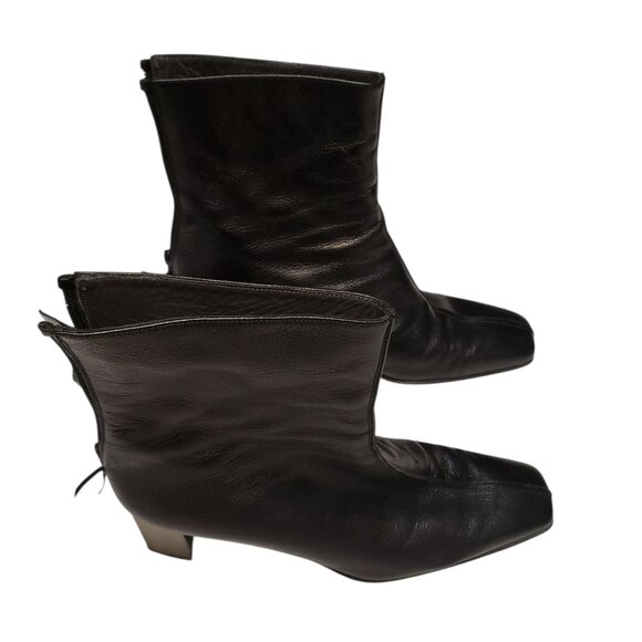 Stuart Weitzman Black Leather Squared Toed Heeled Ankle Boots Women's Size 9 - Picture 3 of 7